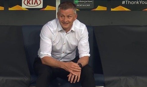 半岛体育APP-记者：曼联今天将面试索尔斯克亚，与他和卡里克都进行过远程会谈