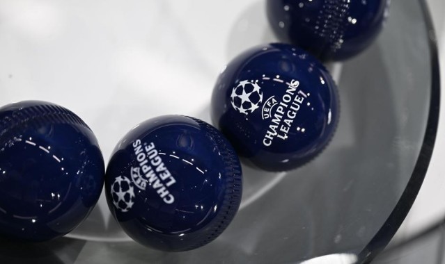 半岛体育官网-欧冠淘汰赛附加赛抽签将于1月30日进行，2月25日决出16强