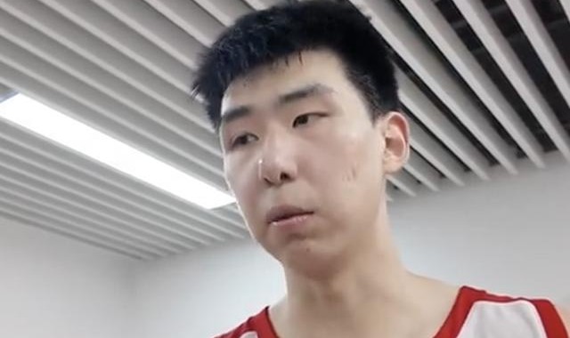 徐昕：重回国家队更加自信了，告诉王俊杰得多给我传俩球呀